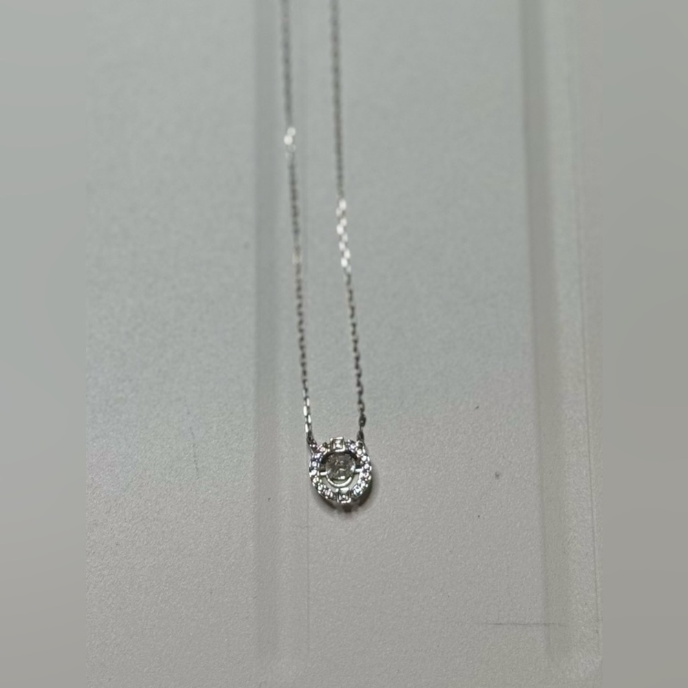 EUC Swarovski 17in Silver Una Necklace - Picture 7 of 9